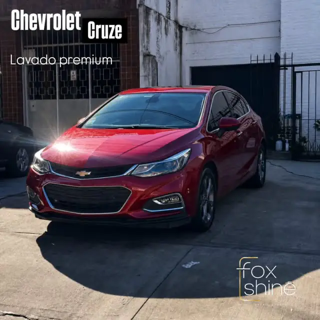 Chevrolet Cruze · lavado premium